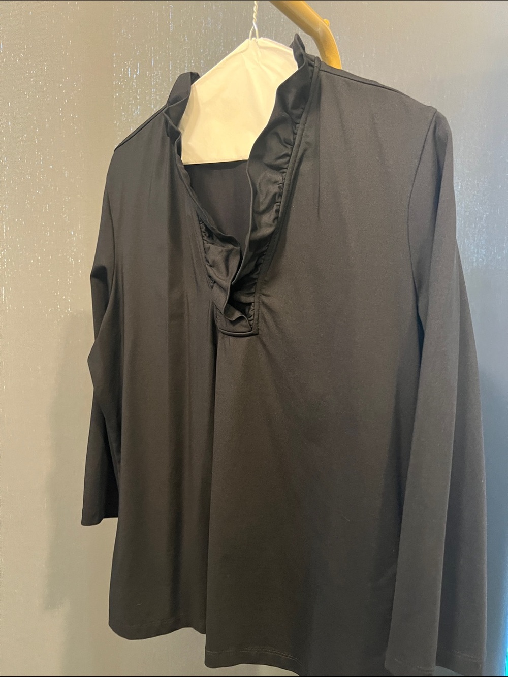 J. McLaughlin Black Women’s Three-quarter Sleeve Top